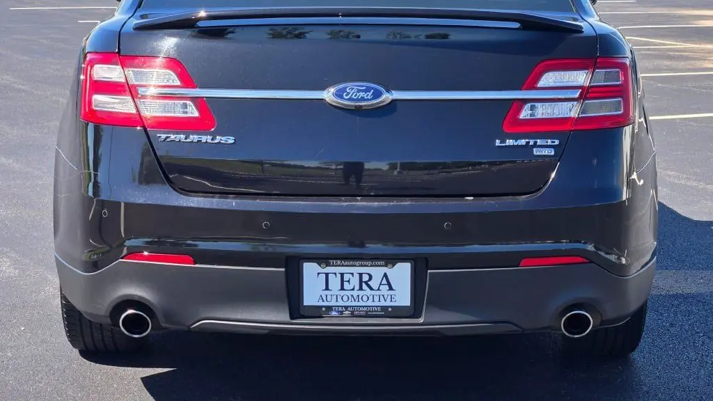 2019 Ford Taurus Limited