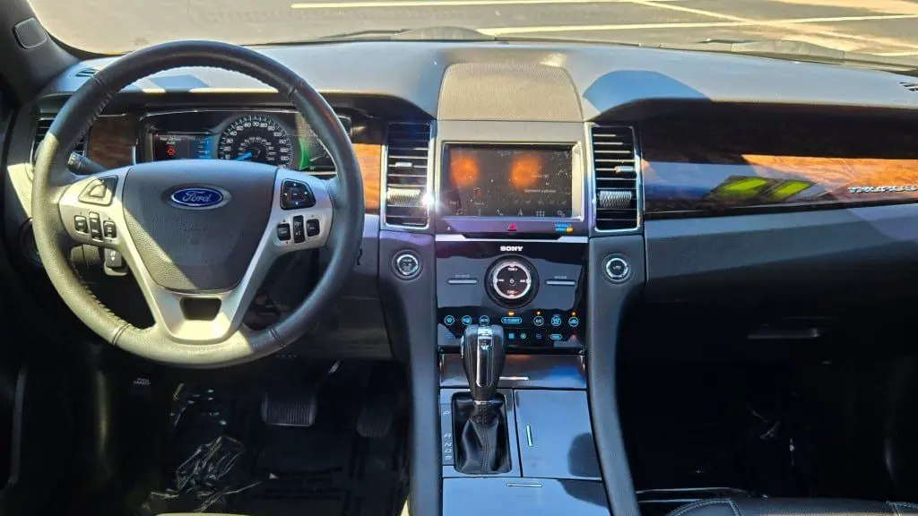 2019 Ford Taurus Limited