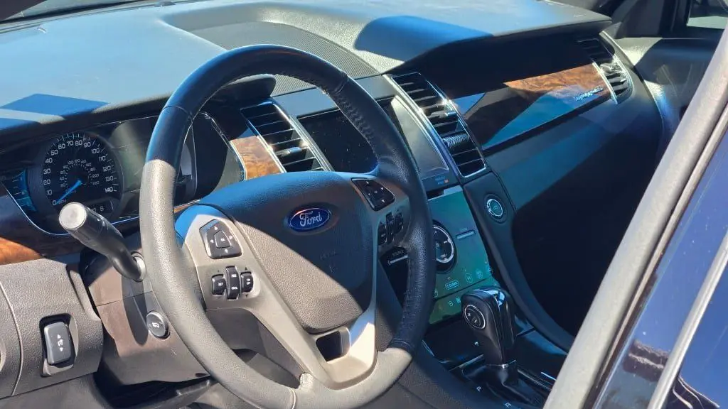 2019 Ford Taurus Limited