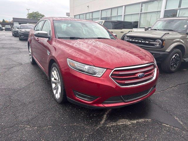 2018 Ford Taurus Limited — photo 1 of 12