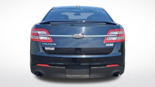 2016 Ford Taurus SHO