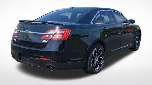 2016 Ford Taurus SHO