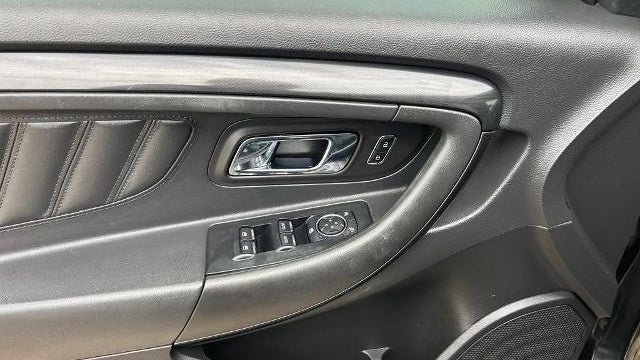 2013 Ford Taurus SHO