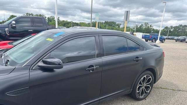 2018 Ford Taurus SHO