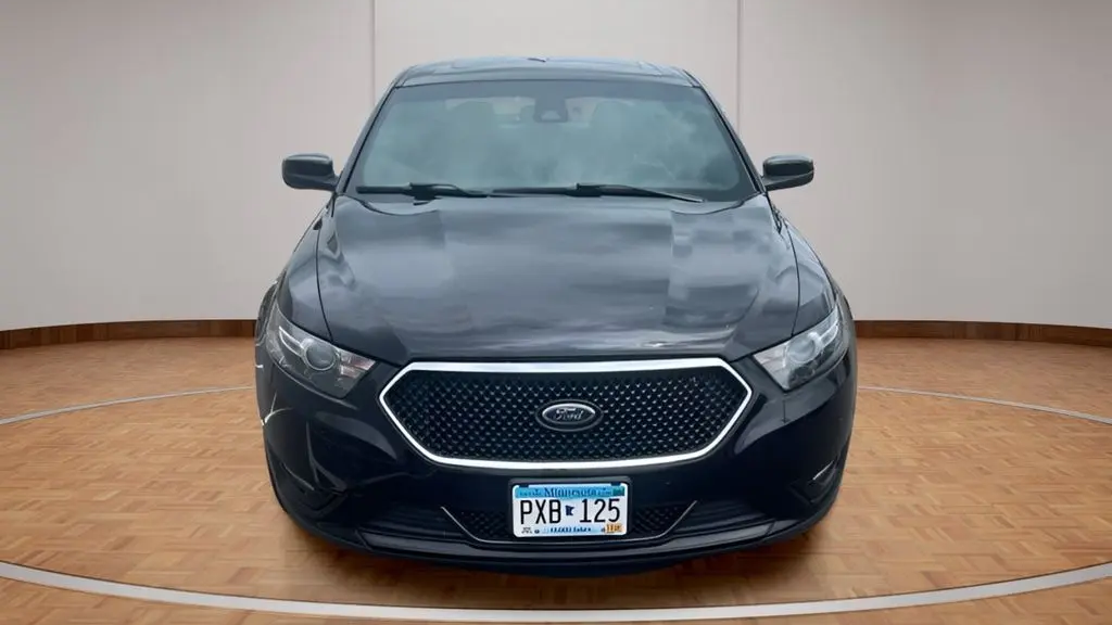 2017 Ford Taurus SHO