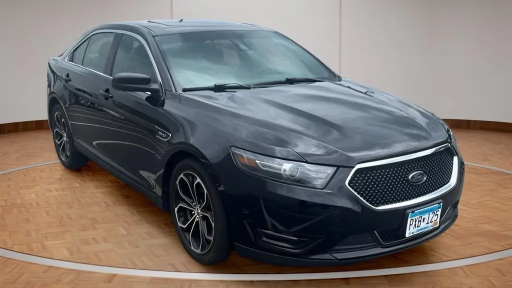 2017 Ford Taurus SHO