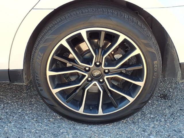 2019 Ford Taurus - $19,999