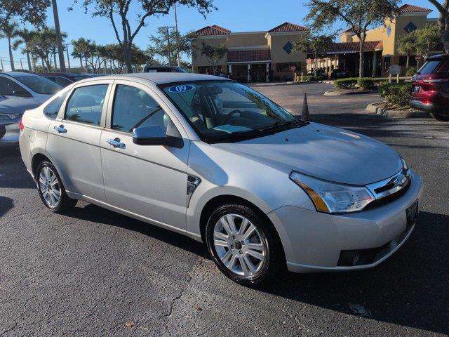 2009 Ford Focus - $8,995