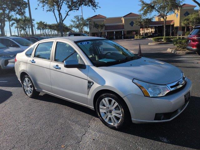 2009 Ford Focus - $8,995