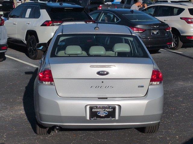 2009 Ford Focus - $8,995