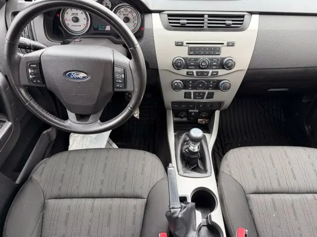 2011 Ford Focus - $5,489