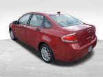 2010 Focus Thumbnail 6