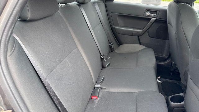 2010 Ford Focus SES