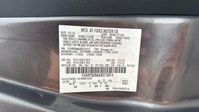 2010 Ford Focus SES