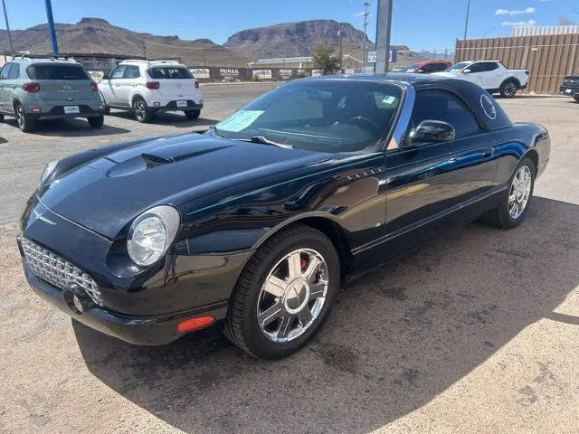 2004 Ford Thunderbird - $11,888