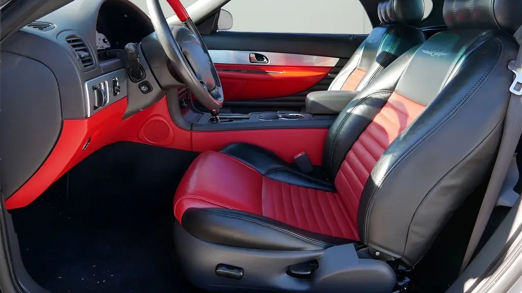 2002 Ford Thunderbird Deluxe