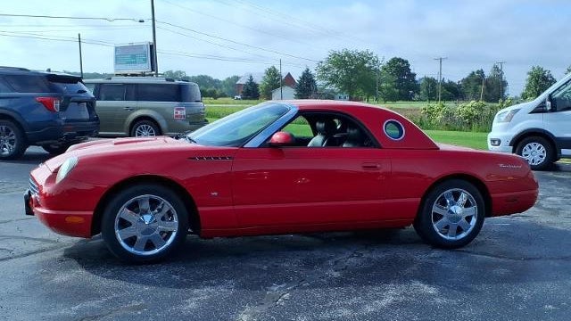 2002 Ford Thunderbird Deluxe