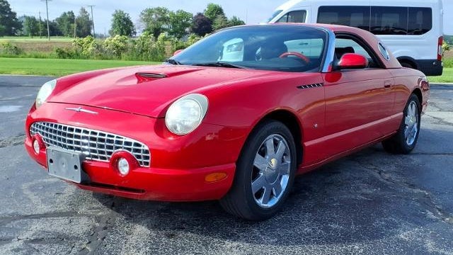 2002 Ford Thunderbird Deluxe