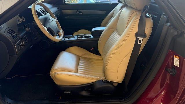 2004 Ford Thunderbird Deluxe