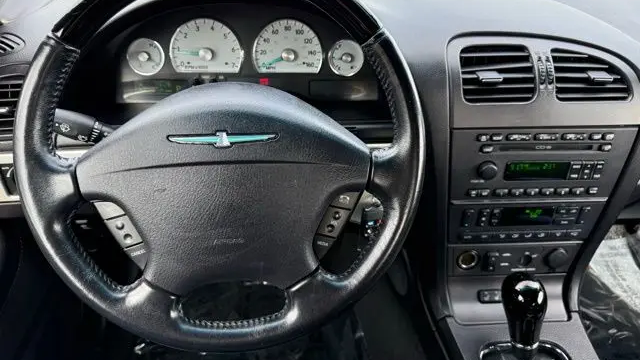 2005 Ford Thunderbird Deluxe