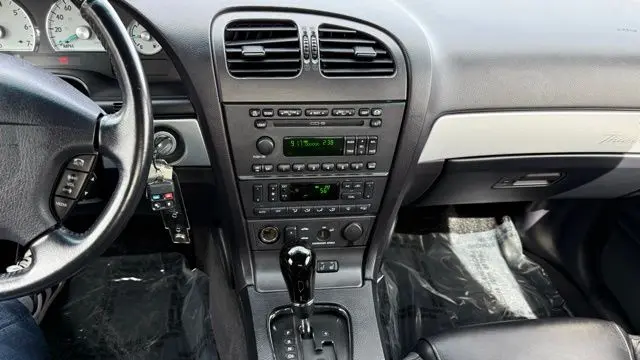 2005 Ford Thunderbird Deluxe