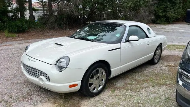 2002 Ford Thunderbird Deluxe