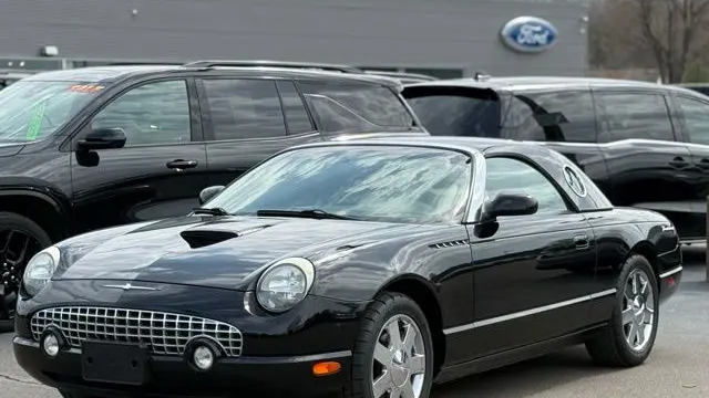 2002 Ford Thunderbird Deluxe
