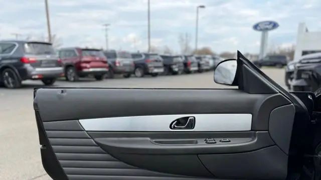 2002 Ford Thunderbird Deluxe