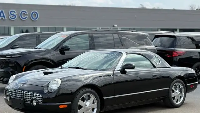 2002 Ford Thunderbird Deluxe