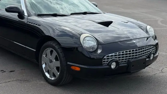 2002 Ford Thunderbird Deluxe