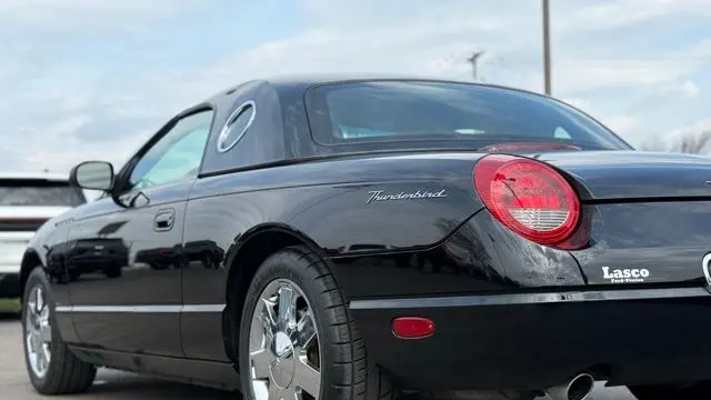 2002 Ford Thunderbird Deluxe