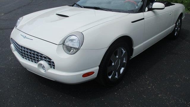 2002 Ford Thunderbird Deluxe