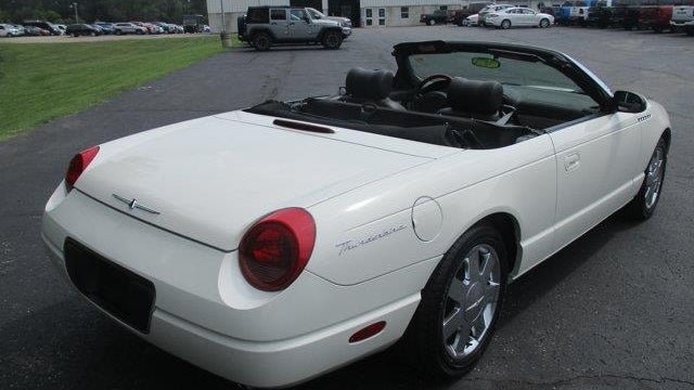 2002 Ford Thunderbird Deluxe