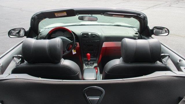 2002 Ford Thunderbird Deluxe