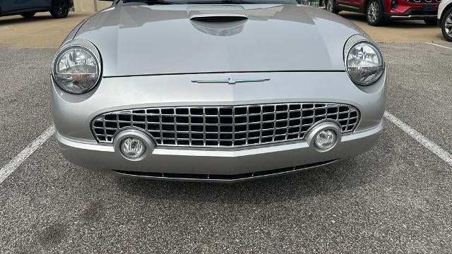 2004 Ford Thunderbird Deluxe