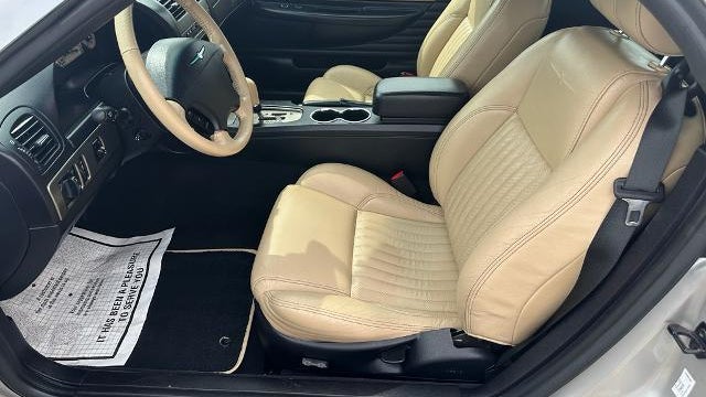 2004 Ford Thunderbird Deluxe