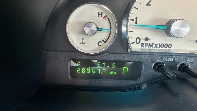 2004 Ford Thunderbird Deluxe