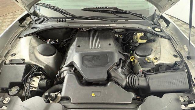 2004 Ford Thunderbird Deluxe