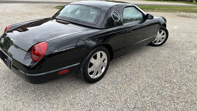 2002 Ford Thunderbird Deluxe