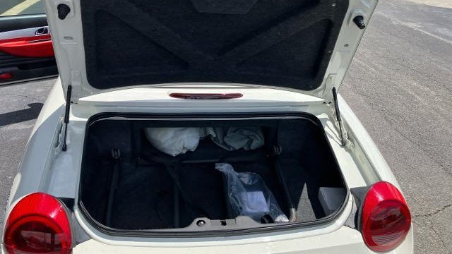 2002 Ford Thunderbird Deluxe