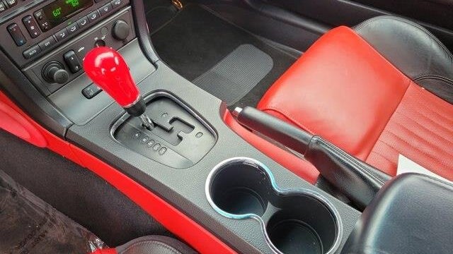 2004 Ford Thunderbird Deluxe