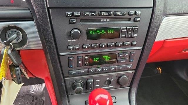 2004 Ford Thunderbird Deluxe