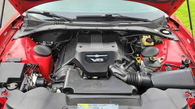 2004 Ford Thunderbird Deluxe