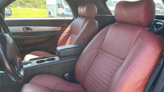 2005 Ford Thunderbird Deluxe