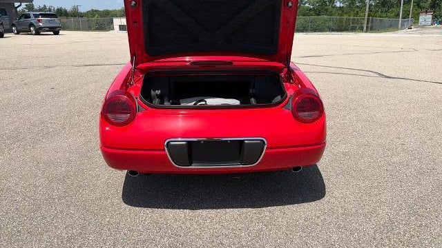 2002 Ford Thunderbird Deluxe