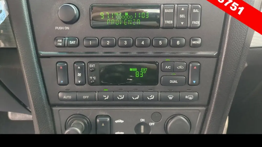 2004 Ford Thunderbird Deluxe