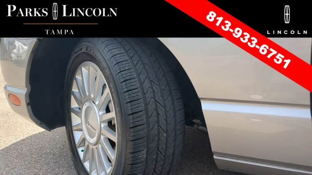2004 Ford Thunderbird Deluxe
