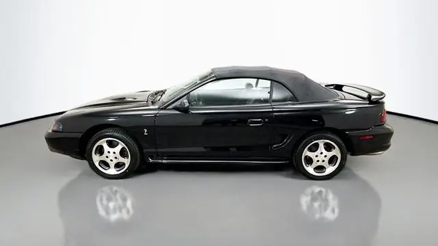 1997 Ford Mustang SVT Cobra Base