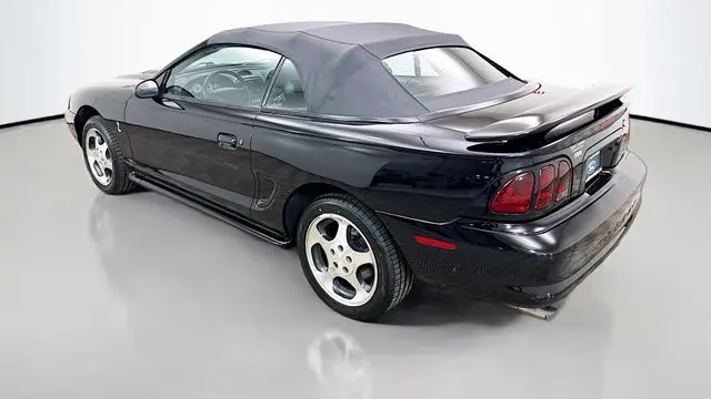 1997 Ford Mustang SVT Cobra Base