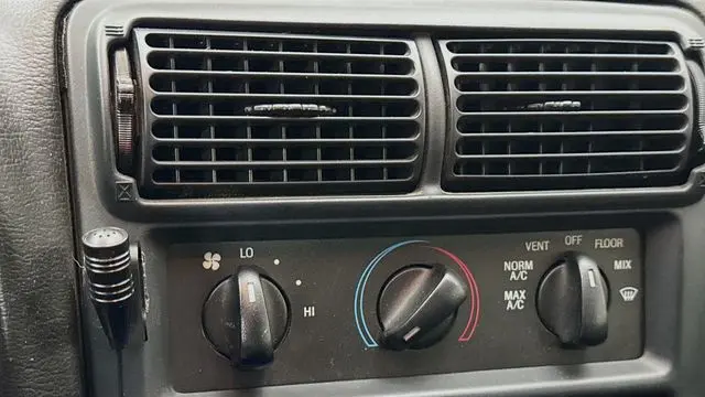 1997 Ford Mustang SVT Cobra Base